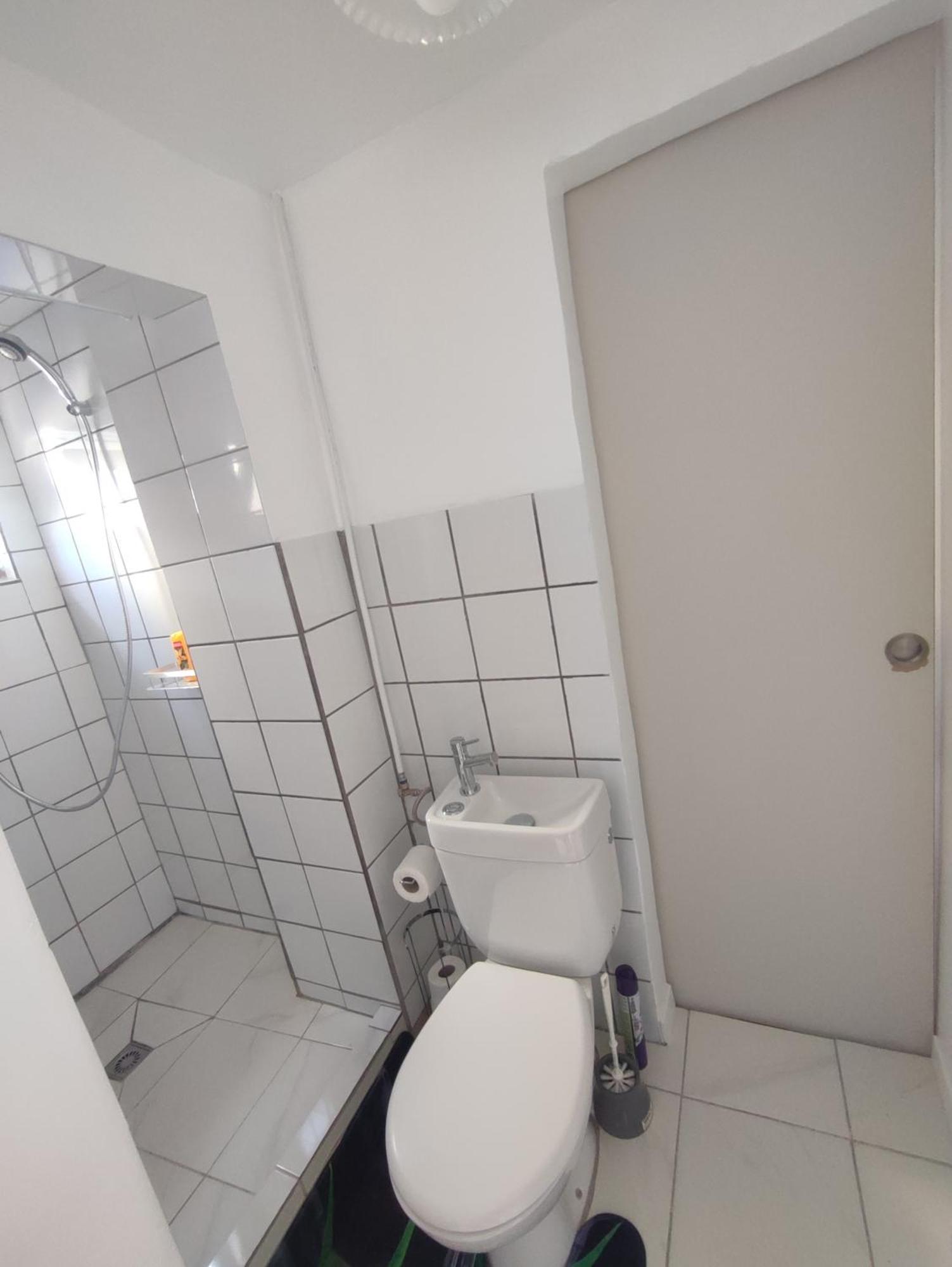 Apartmán Petit F2 Meuble Independant Limay Exteriér fotografie