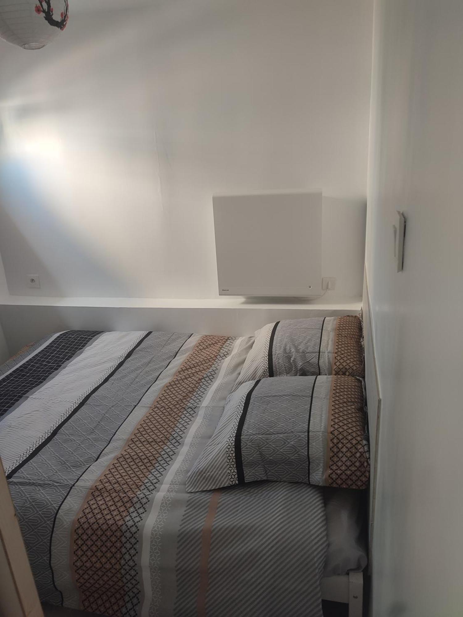 Apartmán Petit F2 Meuble Independant Limay Exteriér fotografie