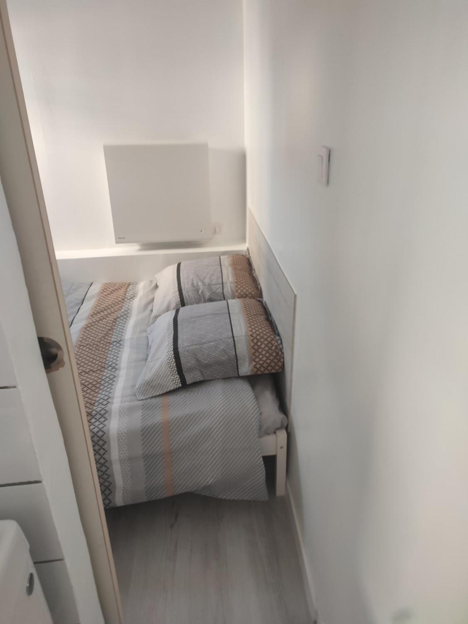 Apartmán Petit F2 Meuble Independant Limay Exteriér fotografie